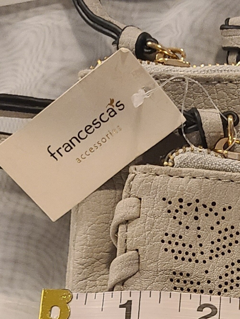 NWT Francesca's Light Grey Taupe Floral Laser-Cut Boho Crossbody Bag 4 Pockets - Picture 8 of 8